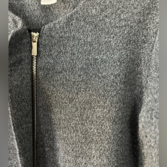 H&M Size 6 Gray with White Speckle Zipper Jacket with Bell Sleeves - Picture 8 of 8